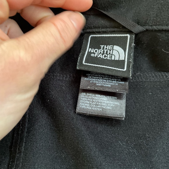 North face jacket - Picture 3 of 10